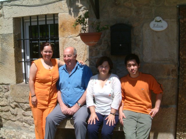 cousinjohnfamily.jpg